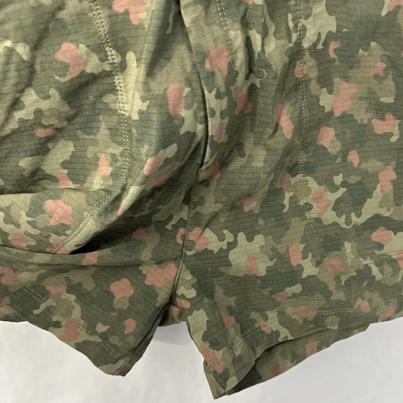 Title‎ Nine Brash Utility Romper Wailea Camo Print XS Women’s - Picture 9 of 11